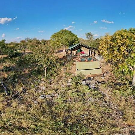 Zuricamp - Tent Madini Цумеб Екстериор снимка